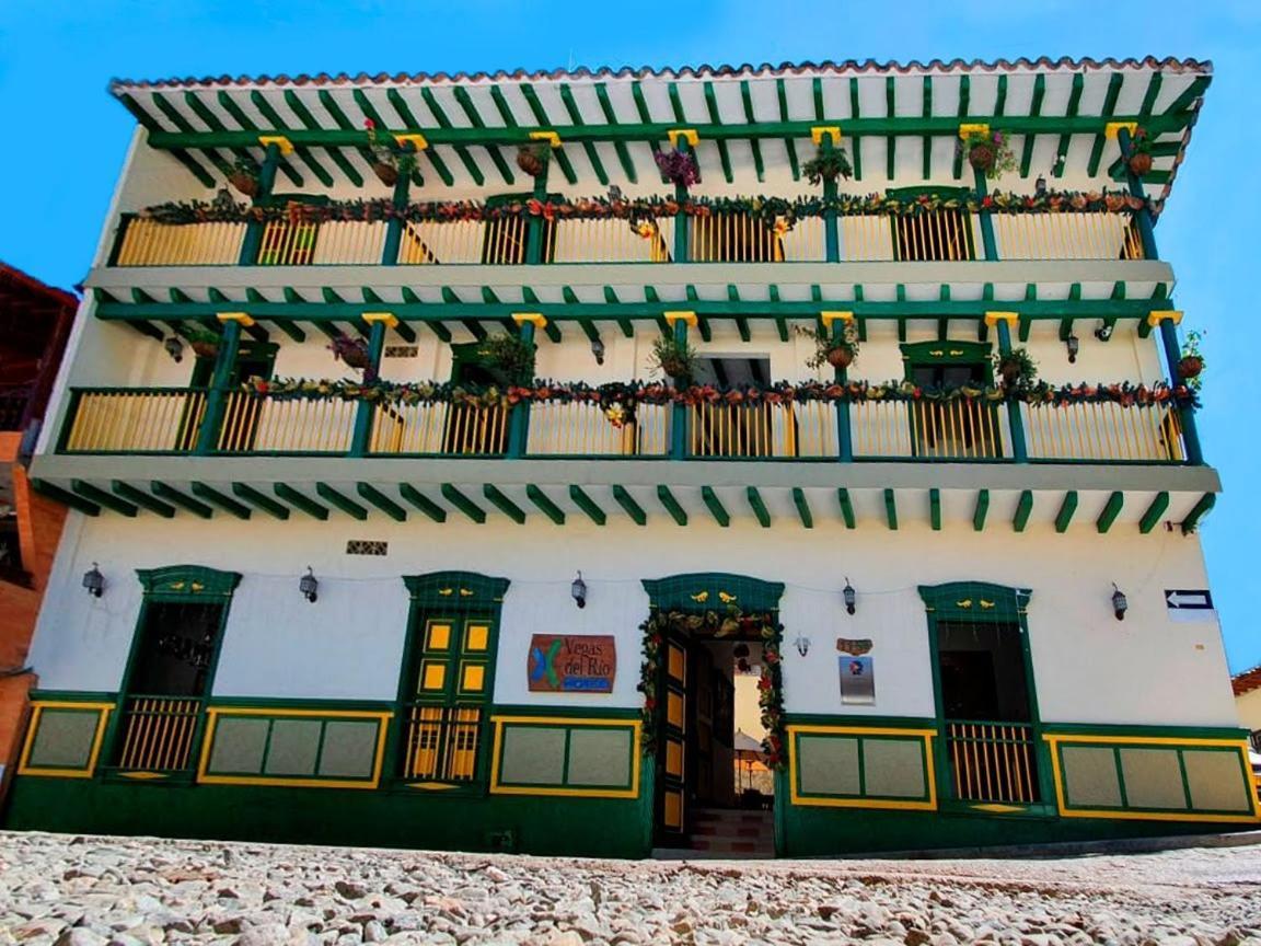 Hotel Vegas Del Rio Tamesis Exterior photo